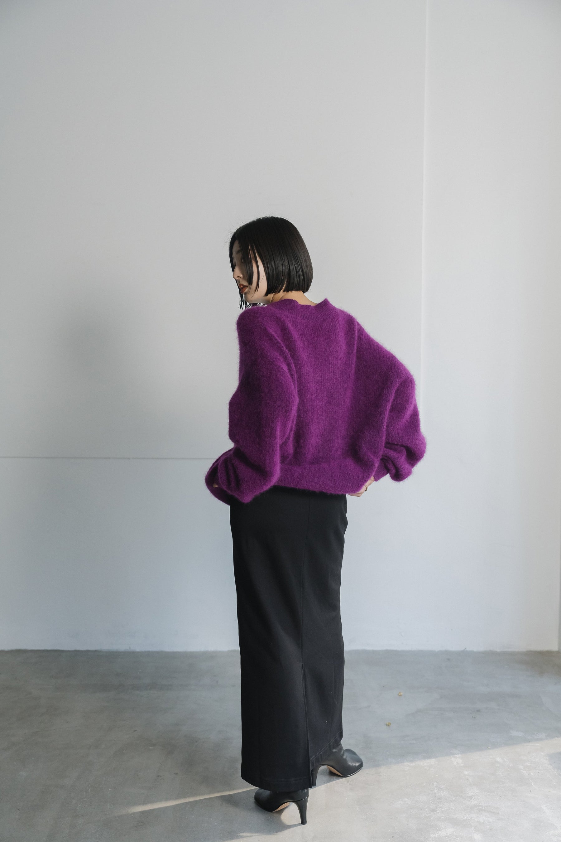 【SALE】Vネックモヘアニットプルオーバー